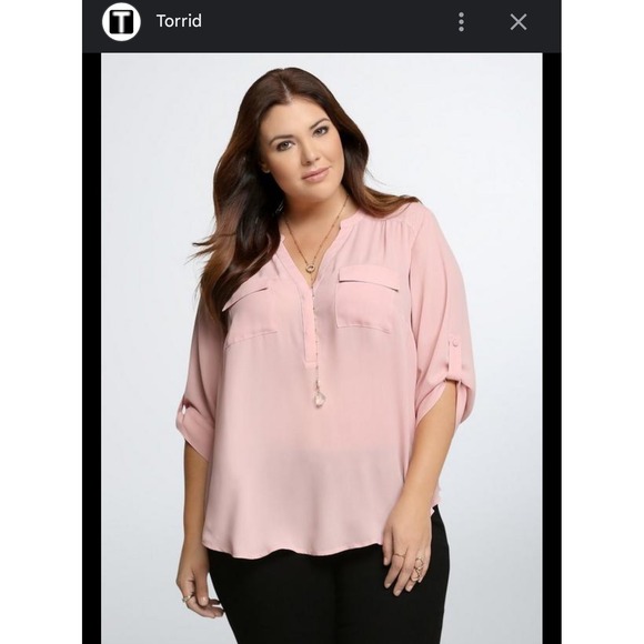 Torrid Harper Peach Pink Short Sleeve Blouse Size 2 Plus Size - Picture 1 of 4